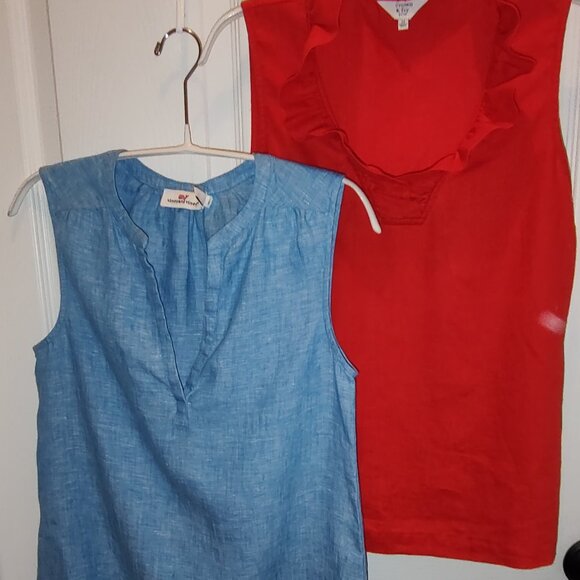 VINEYARD VINES BLUE LINEN SLVLS TANK XXS & CROWN AND IVY SLVLS RED LINEN TANK PS - Picture 1 of 10
